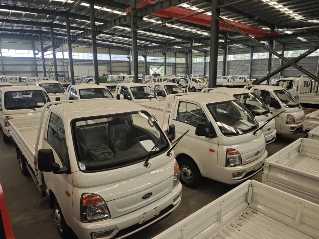 صور المصنع - شاحنات كاما