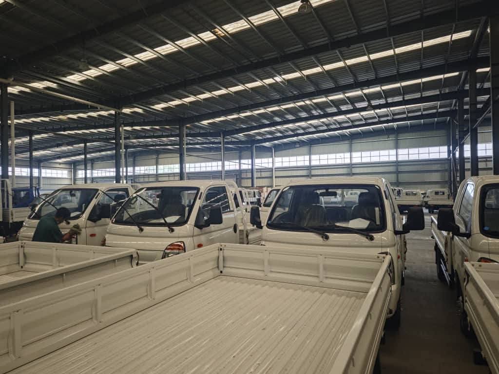 صور المصنع - شاحنات كاما