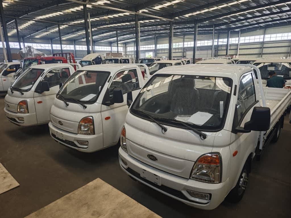 صور المصنع - شاحنات كاما